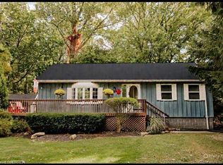 9928 Superior St, Lambton Shores, ON N0M2L0