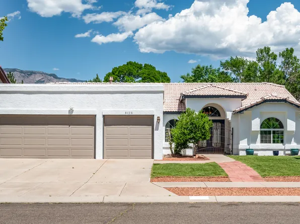 8408 Julian Robles St NE, Albuquerque, NM 87122