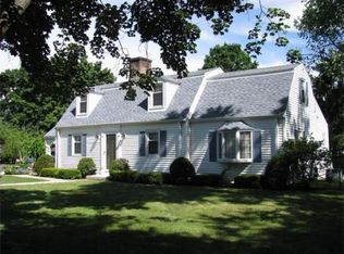 330 Gifford St, Springfield, MA 01118