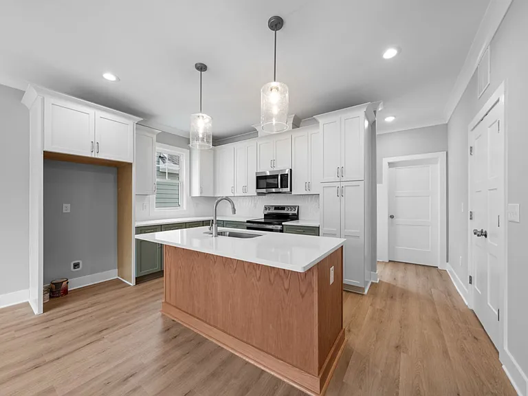2805 B Fawn Ave — Photo 8