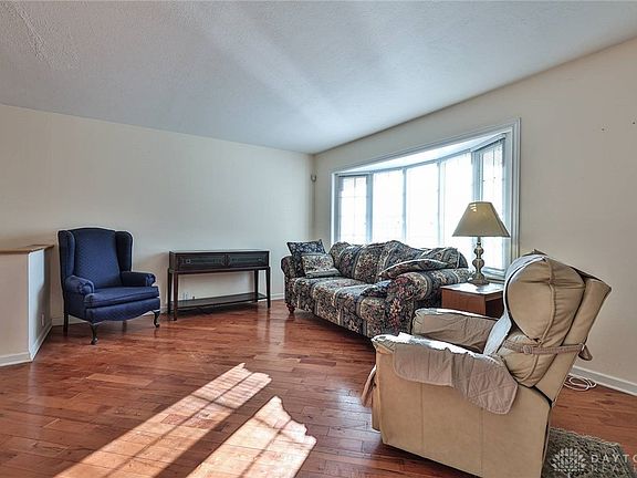 5th image of 509 Hillridge Dr
