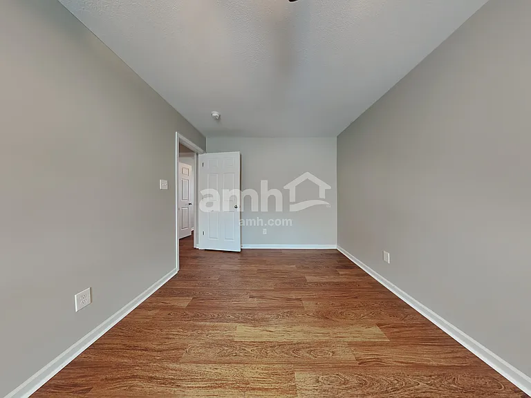 8124 Cambridge Reserve Dr — Photo 15