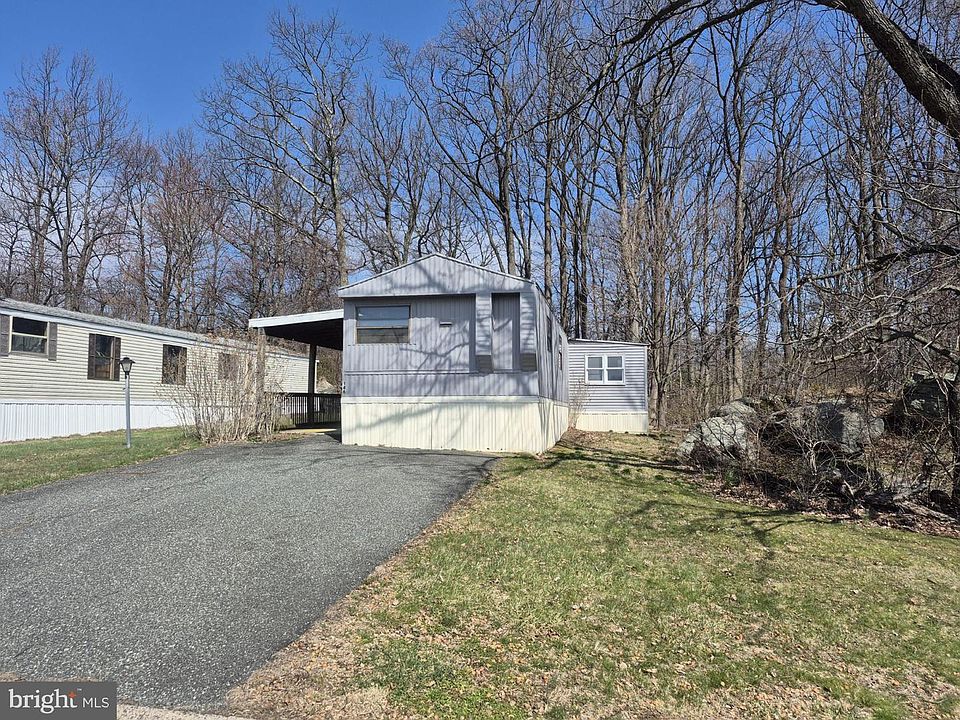 1st image of 146 Mountain Village Dr