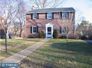 319 Overhill Rd, Wayne, PA 19087
