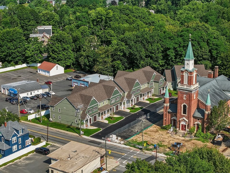 1st image of 1 Elizabeth Ln