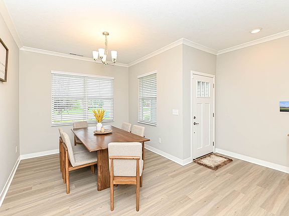5th image of 738 Ehrlich Ln