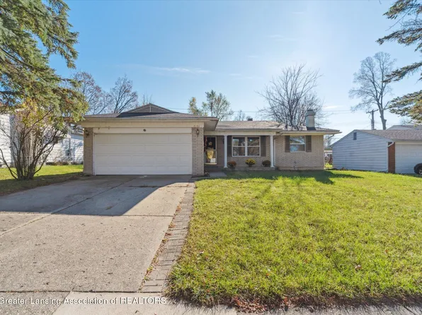 4131 Windward Dr, Lansing, MI 48911