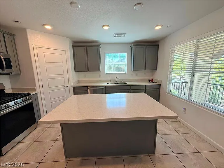 699 Pickled Pepper Pl — Photo 12