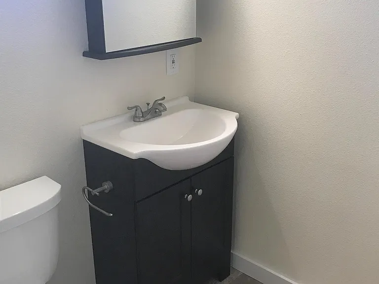 4550 Lakeshore Blvd — Photo 15