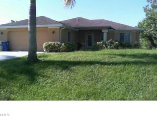 135 Ocean Park Dr, Lehigh Acres, FL 33972