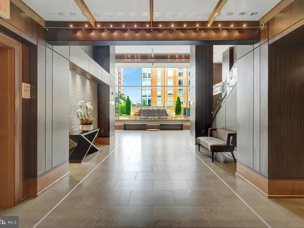 11990 Market St Unit 2101, Reston, VA 20190