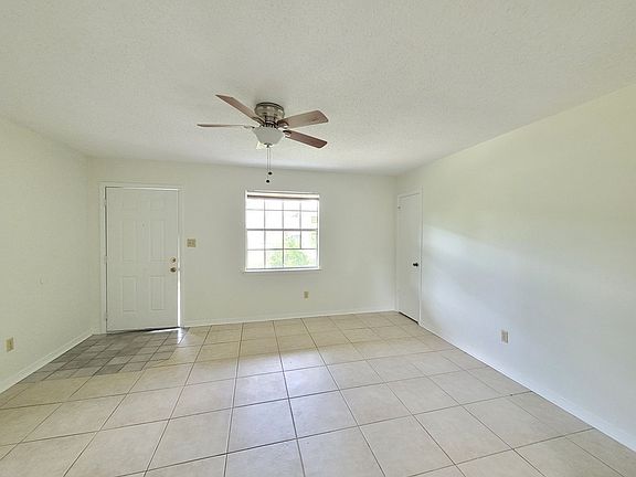 4th image of 4804 Tradewinds Dr #4806