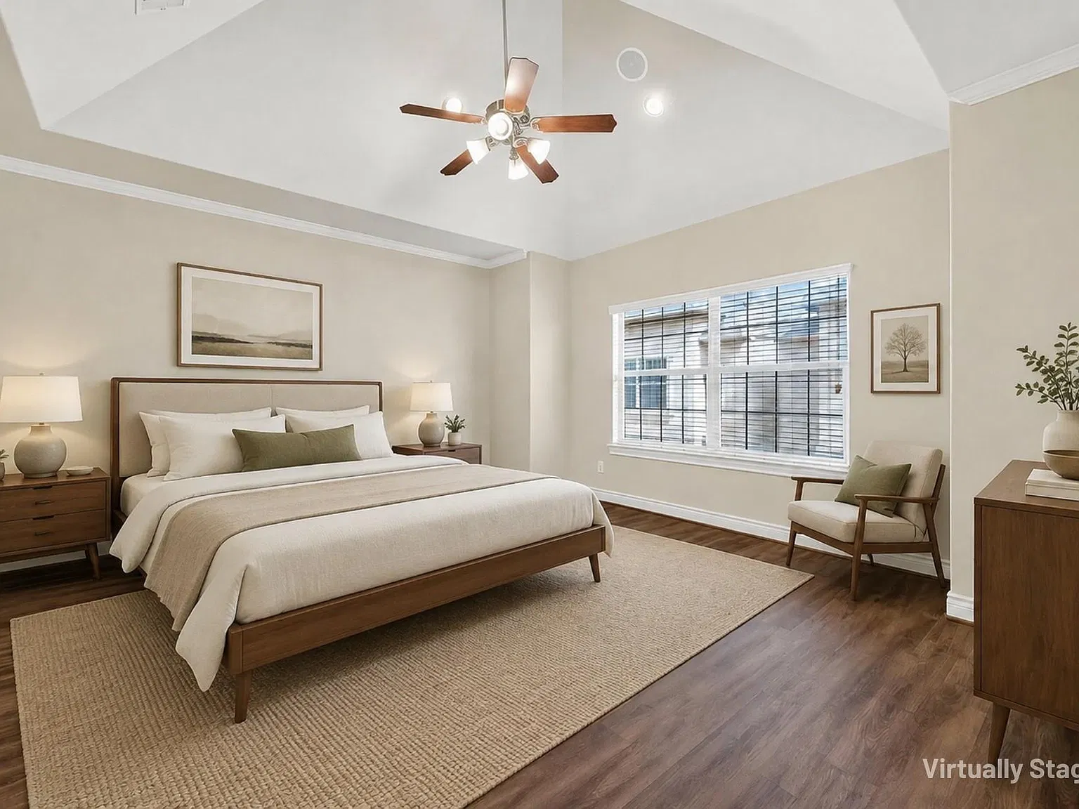 3 bed, 3.5 bath, 2255 sqft, $3,000 — Photo 3