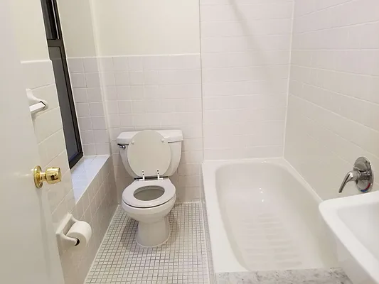 Rented by JMK Realty | media 10