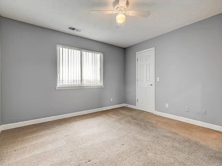 Cross Lake Apartments — Photo 169