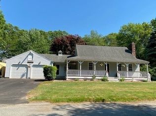 44 Trotters Ln, Barnstable, MA 02630