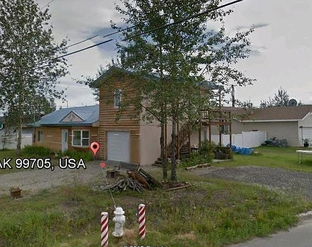 upstairs apt. is above garage