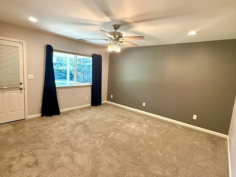 151 E Yolo St — Photo 15