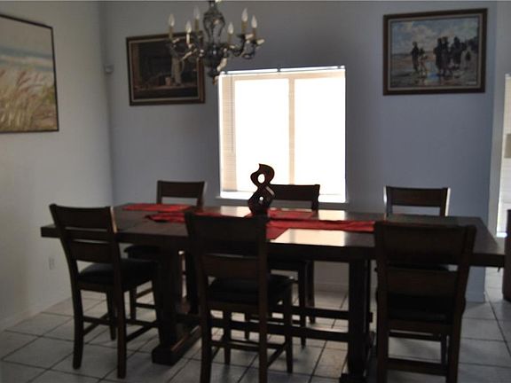 3rd image of 658 Katherine Ct