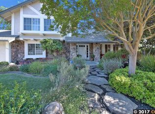 2674 Bridle Ln, Walnut Creek, CA 94596