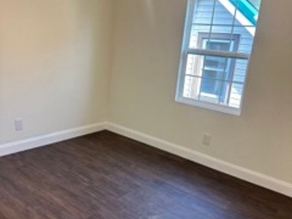 310 68th St SE UNIT B, Charleston, WV 25304 | Zillow