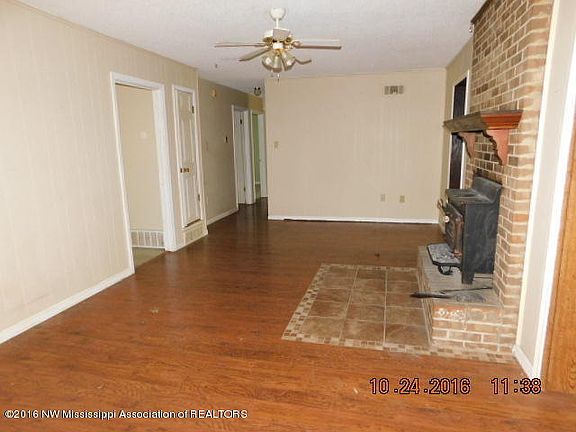 4th image of 8836 Cypress Cv