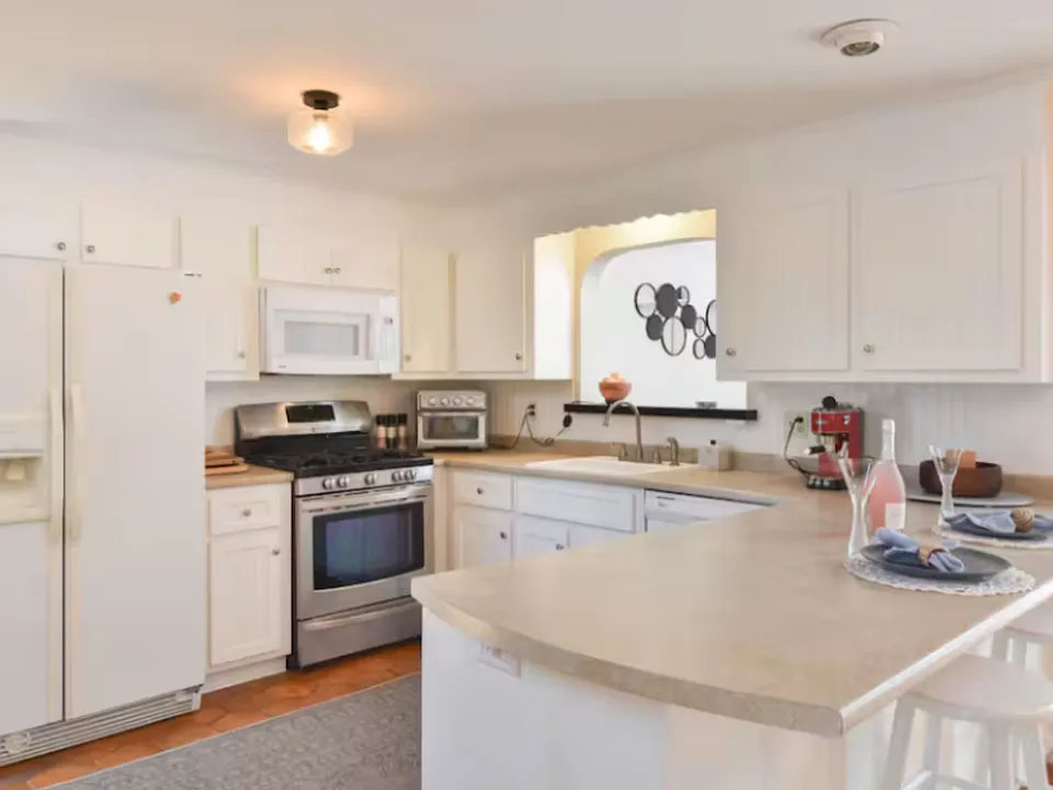 28 Turtleback Rd