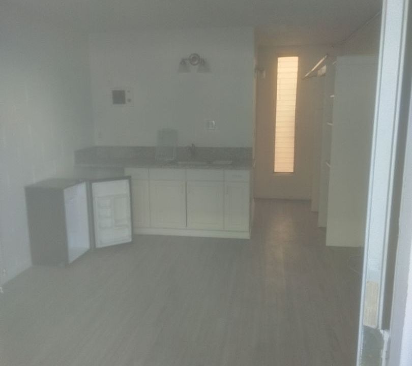 1st image of 1601-1609 Beloit Ave #7