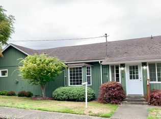 708 Franklin Dr, Cosmopolis, WA 98537