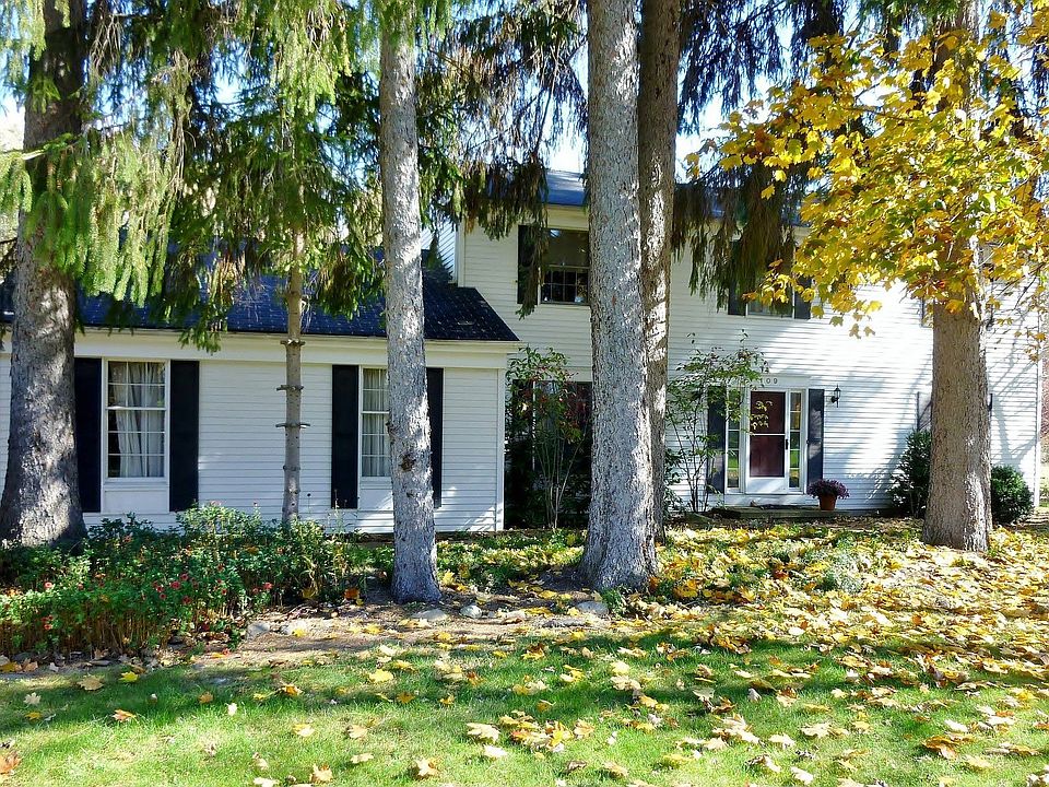 1st image of 109 Southwyck Dr