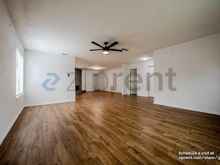 2829 Lancer Ln — Photo 4
