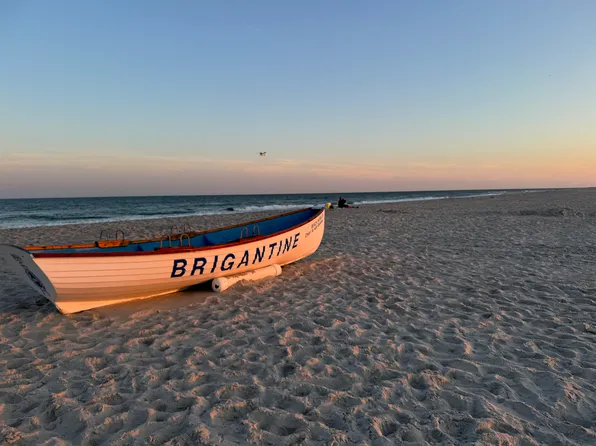 407 36th St S Unit 3, Brigantine, NJ 08203