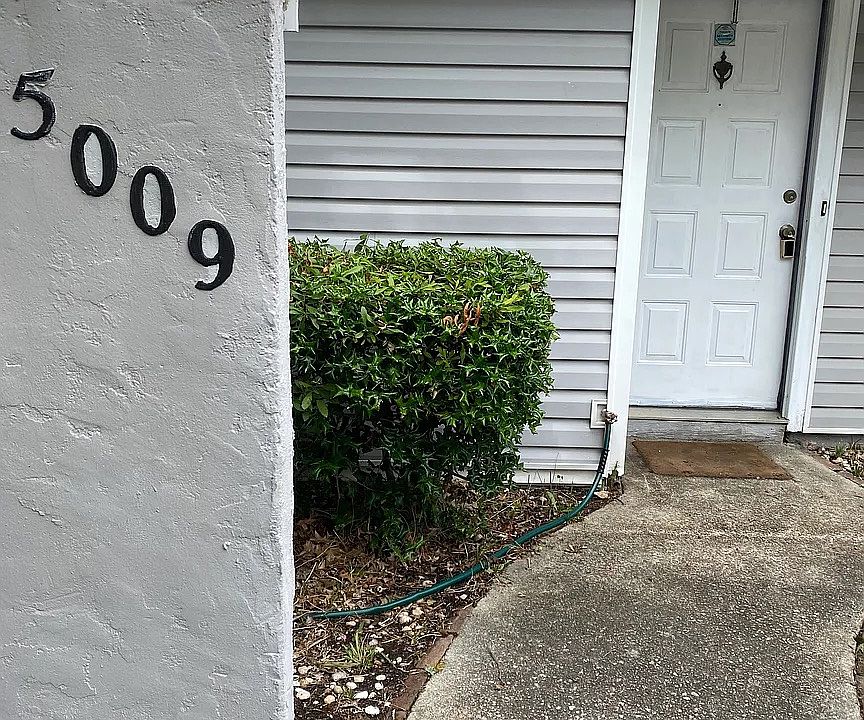 1st image of 5009 Casa Del Rey Dr