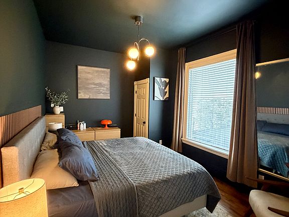 4th image of 1419 Jefferson St NE #1