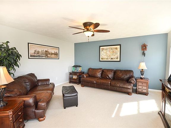 5th image of 1449 Coral Dr