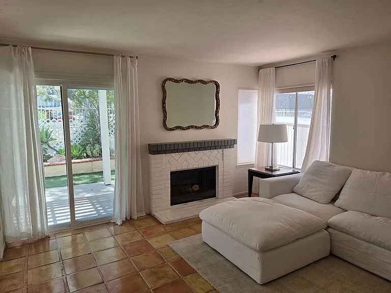 398 N Brook Glen Ln — Photo 22