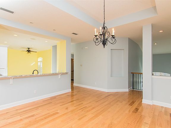 5th image of 1556 Makarios Dr