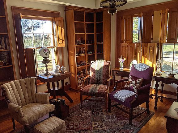 Study or bedroom, main house