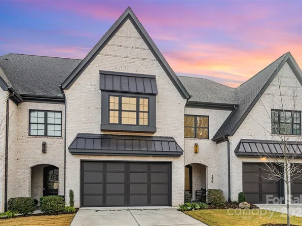 119 Thorncote Pl, Charlotte, NC 28226