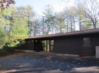 9 Stonehedge Rd, Lincoln, MA 01773