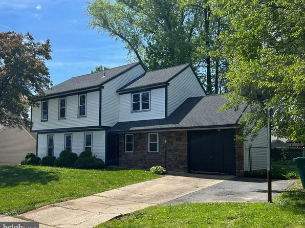 602 Iva Ln, Fairless Hills, PA 19030