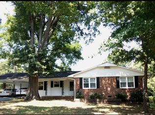 204 Tanglewood Dr, Kannapolis, NC 28081