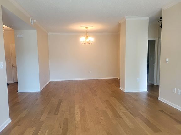 5th image of 19355 Cypress Ridge Ter Unit 323