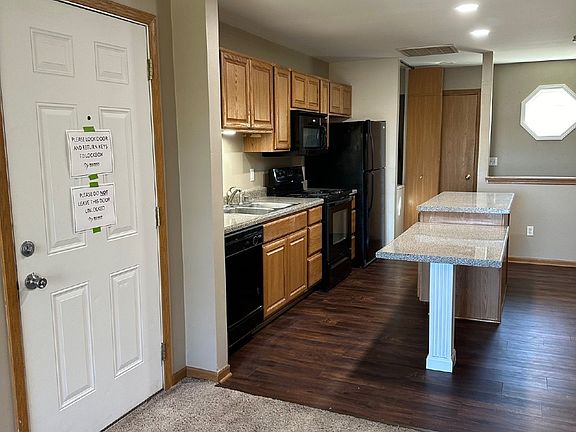 4th image of 1931 Dupont Dr Unit 202