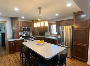 511 Broad St, Grinnell, IA 50112