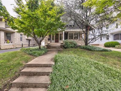 5122 Grand Ave, Kansas City, MO, 64112