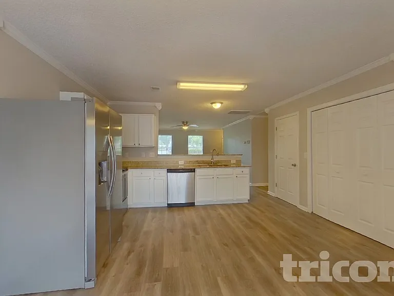 61 Bluebead Ct — Photo 5