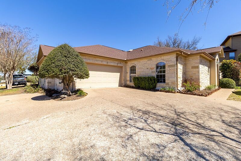 1st image of 1305 Delsie Dr APT B