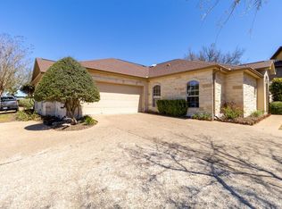 1305 Delsie Dr APT B, Lakeway, TX 78734