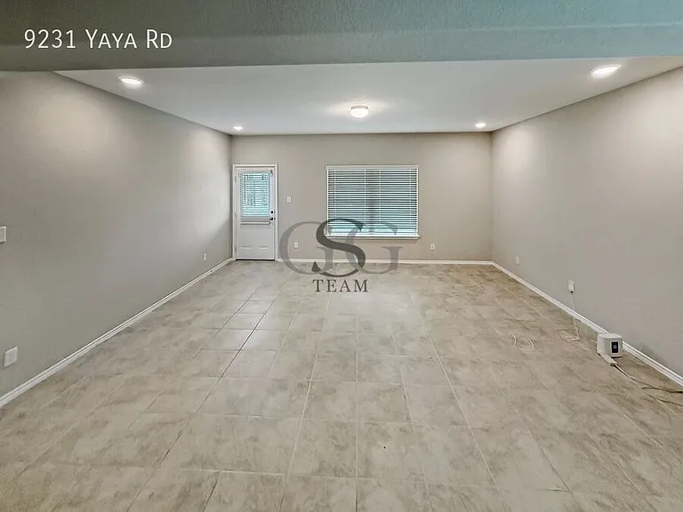 9231 Yaya Rd — Photo 11